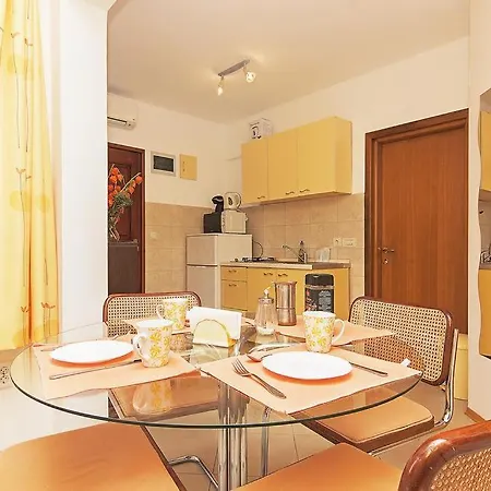 Apartament Caterina *