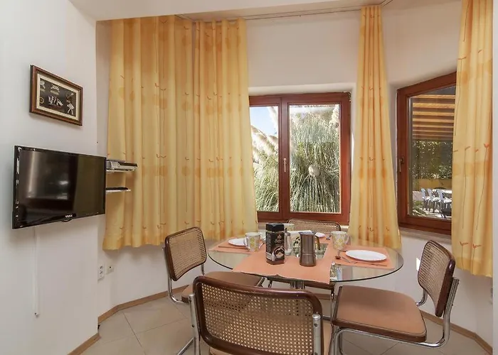 Caterina Apartamento Pula