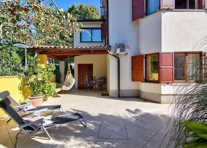 Caterina アパート